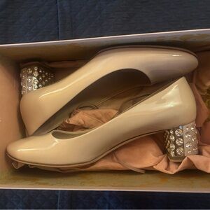 Miu Miu Beige Women's Shoes with Crystal Heels 39